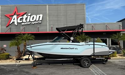 BOATZON | MasterCraft NXT20 2025