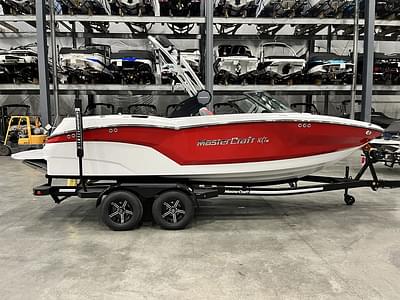 BOATZON | MasterCraft NXT21 2024