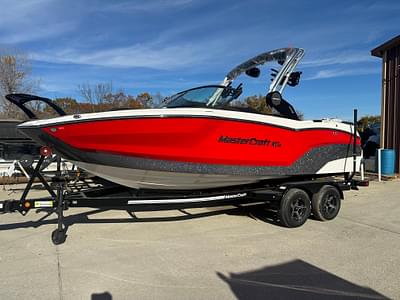 BOATZON | MasterCraft NXT21 2025