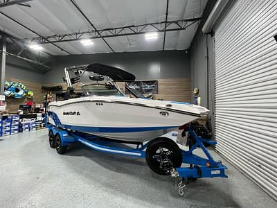 BOATZON | MasterCraft NXT22 2024