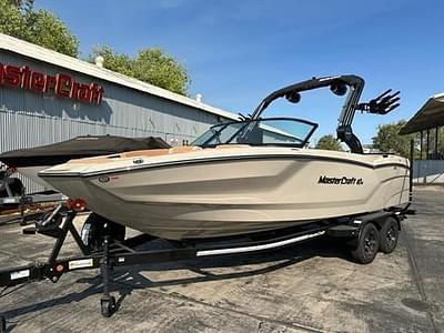 BOATZON | MasterCraft NXT23 2025