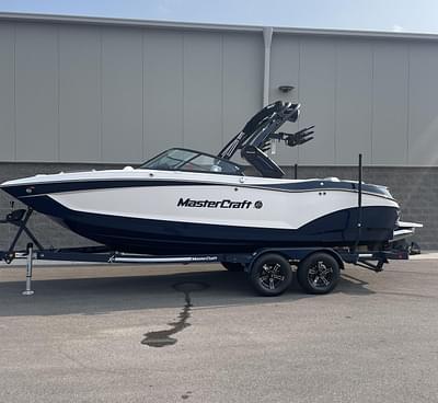 BOATZON | MasterCraft X22 2023