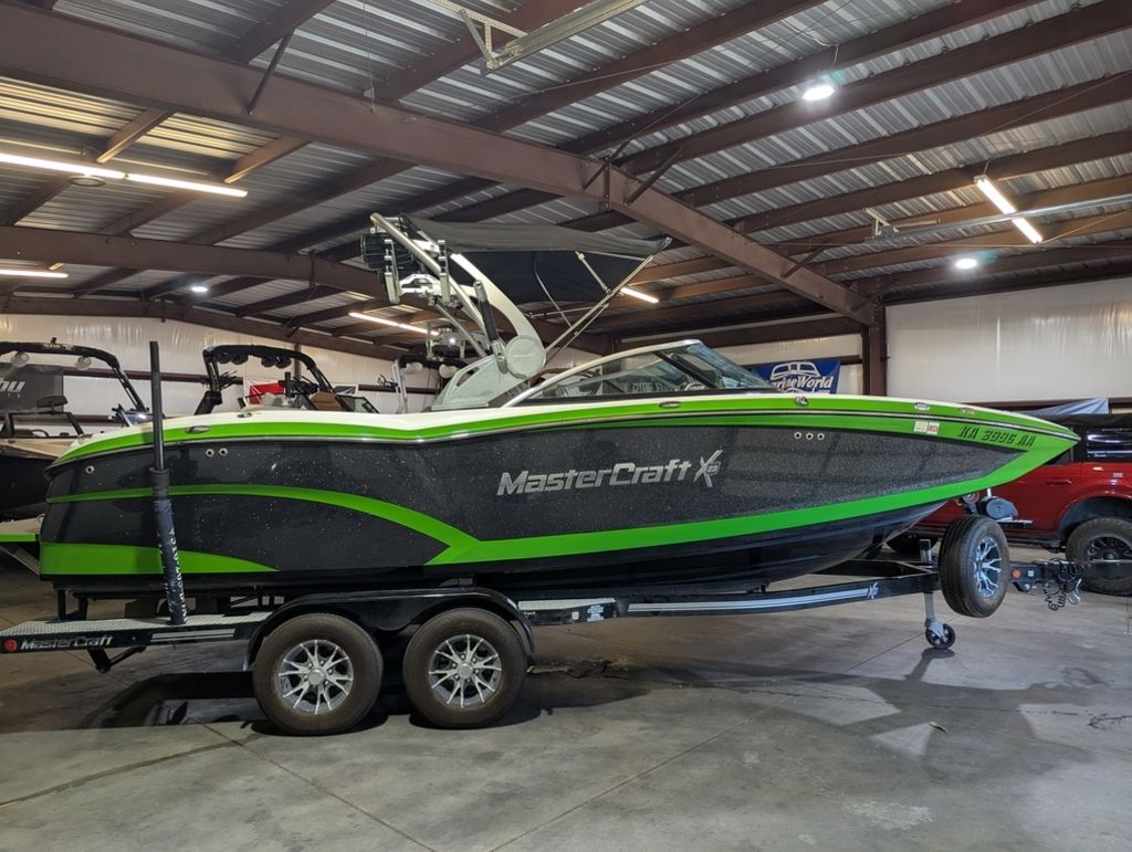 2017 MasterCraft X23 - Sold Boat
