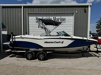 BOATZON | MasterCraft X23 2018