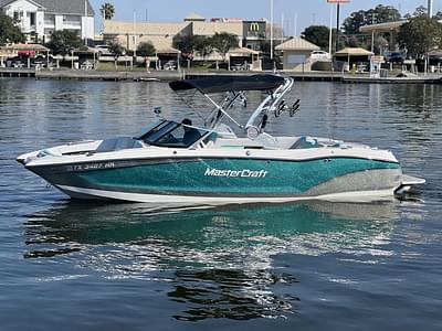 BOATZON | MasterCraft X24 2021