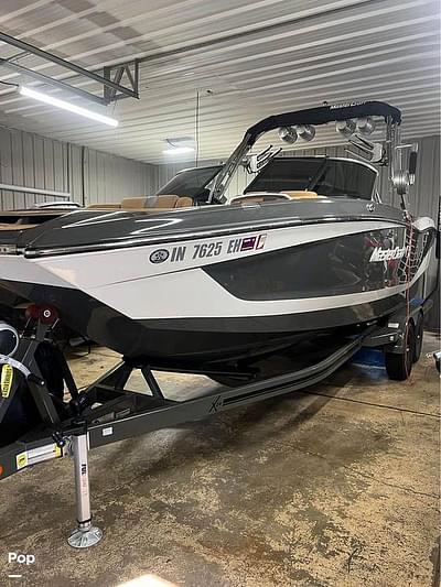 BOATZON | Mastercraft x24