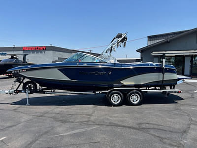 BOATZON | MasterCraft X26 2016