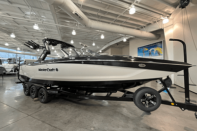 BOATZON | Mastercraft X26 2025