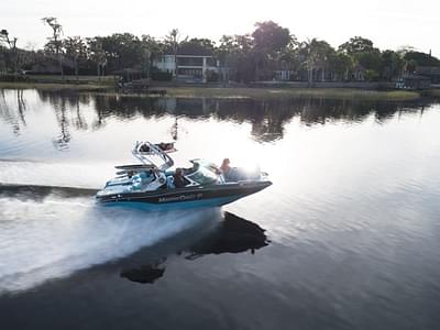 BOATZON | MasterCraft XT20 2018