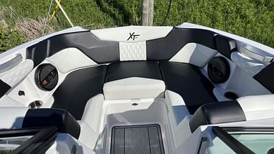 BOATZON | MasterCraft XT20 2024