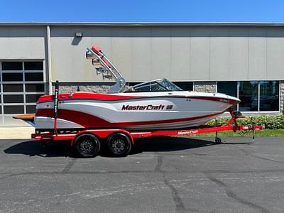 BOATZON | MasterCraft XT21 2019