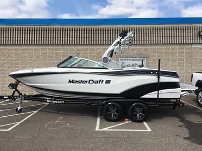 BOATZON | MasterCraft XT21 2020