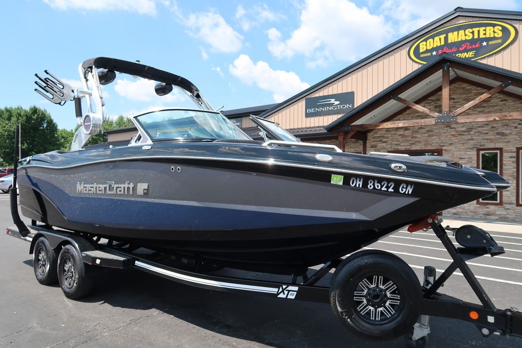 2019 MasterCraft XT22 - Sold Boat