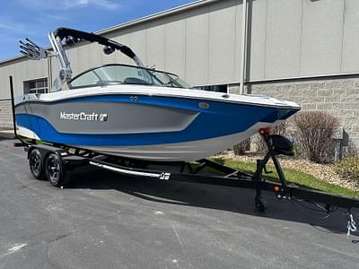 BOATZON | MasterCraft XT22 2024 BOATZON | MasterCraft XT22 2024