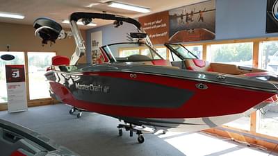 BOATZON | MasterCraft XT22 2024