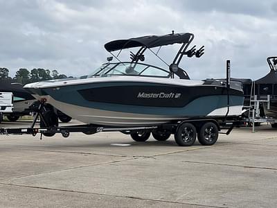 BOATZON | MasterCraft XT22 2025 BOATZON | MasterCraft XT22 2025