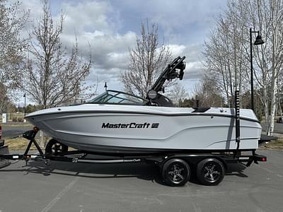 BOATZON | MasterCraft XT22 T 2024 BOATZON | MasterCraft XT22 T 2024