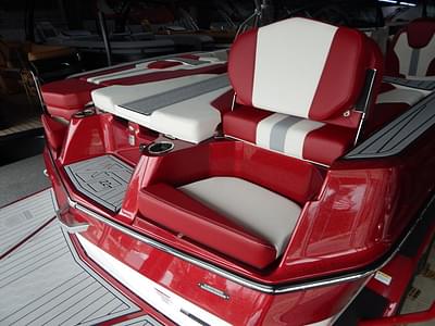 BOATZON | MasterCraft XT22 T 2024 BOATZON | MasterCraft XT22 T 2024