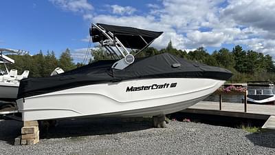 BOATZON | MasterCraft XT22 T 2024