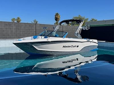 BOATZON | MasterCraft XT22 T 2024