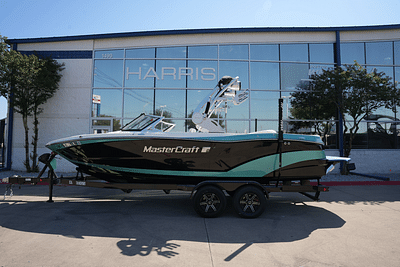 BOATZON | Mastercraft XT23 2017