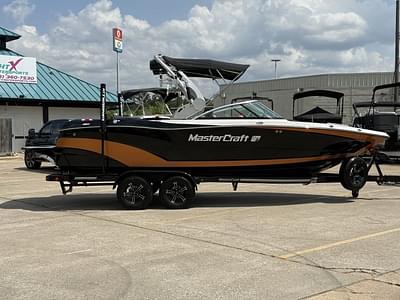 BOATZON | MasterCraft XT23 2017