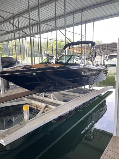 BOATZON | MasterCraft XT23 2020 BOATZON | MasterCraft XT23 2020