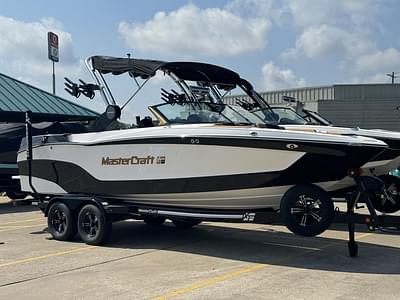 BOATZON | MasterCraft XT23 2024