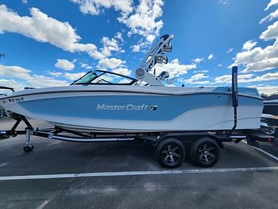 BOATZON | MasterCraft XT24 2022