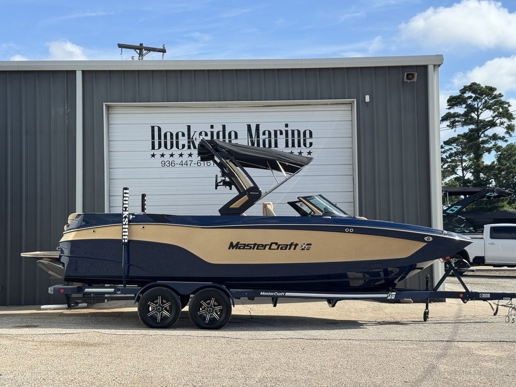2022 MasterCraft XT24 - Sold Boat