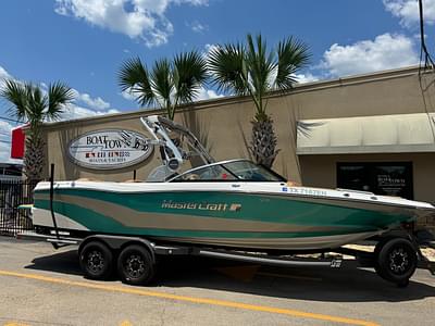 BOATZON | MasterCraft XT25 2018 BOATZON | MasterCraft XT25 2018