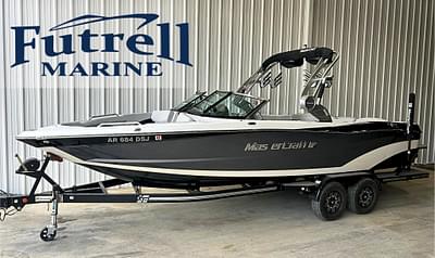 BOATZON | 2019 MasterCraft XT25