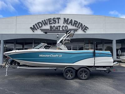 BOATZON | MasterCraft XT25 2021