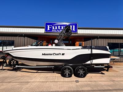 BOATZON | MasterCraft XT25 2024