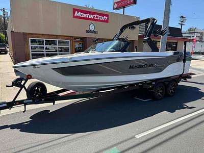 BOATZON | MasterCraft XT25 2024 BOATZON | MasterCraft XT25 2024