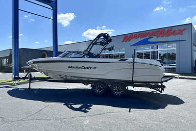 BOATZON | Mastercraft XT25 2025 BOATZON | Mastercraft XT25 2025