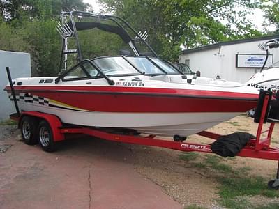 BOATZON | MB Sports B52 220 Sport 2002 BOATZON | MB Sports B52 220 Sport 2002