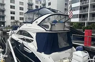 BOATZON | Meridian 341 Sedan Bridge