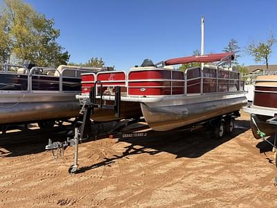 BOATZON | Misty Harbor Boats Adventure CF A2085CF 2017 BOATZON | Misty Harbor Boats Adventure CF A2085CF 2017
