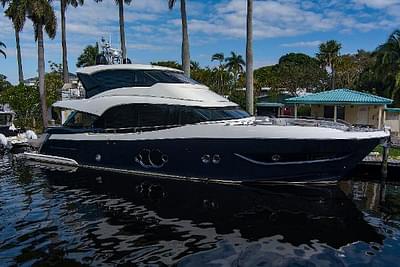 BOATZON | Monte Carlo Yachts MCY 76 Skylounge