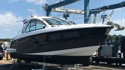 BOATZON | Monterey 360 SPORT COUPE 2017 BOATZON | Monterey 360 SPORT COUPE 2017