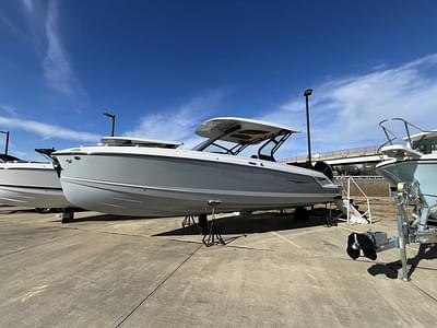 BOATZON | Monterey Elite 30 OB 2025