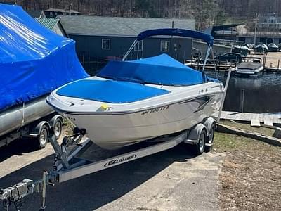 BOATZON | Monterey M22 2022