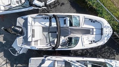 BOATZON | Monterey M225 2024