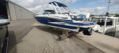 BOATZON | Monterey M4 2021 BOATZON | Monterey M4 2021