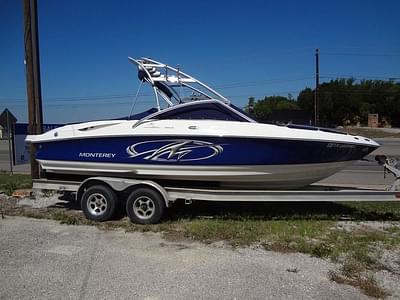 BOATZON | Monterey Montura 228 2004 BOATZON | Monterey Montura 228 2004