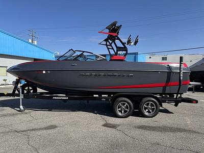 BOATZON | MOOMBA Craz 2021 BOATZON | MOOMBA Craz 2021