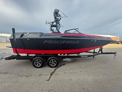 BOATZON | Moomba Max 2020 BOATZON | Moomba Max 2020