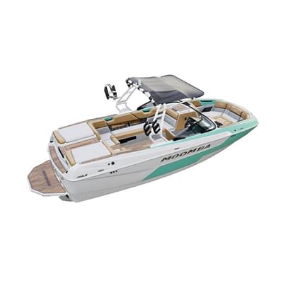 BOATZON | Moomba Max 2025