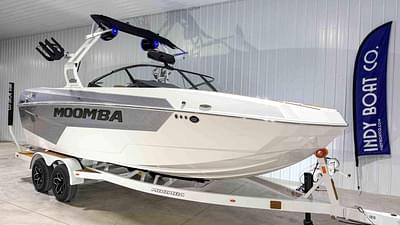 BOATZON | Moomba Max 2025